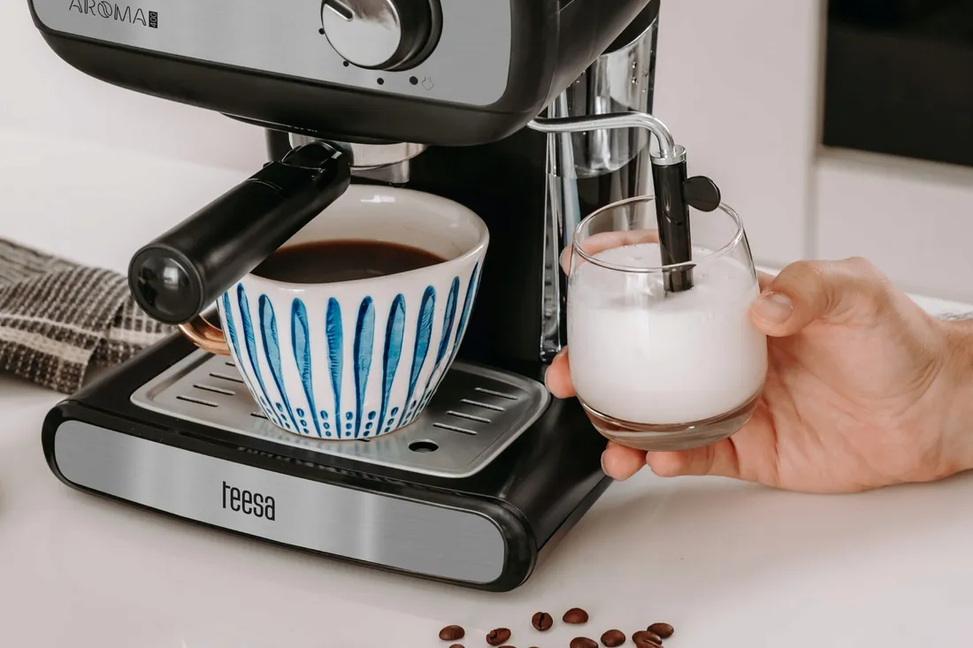 kolbowy-ekspres-do-kawy-teesa-aroma-400-stan-nowy