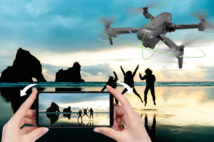 dron-rebel-dove-pro-zalaczone-wyposazenie-pad-do-sterowania-przewod-usb-smigla-etui