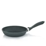 patelnia-sred-20-cm-stan-nowy