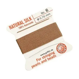 griffin-nic-jedwabna-z-igla-100percent-natural-silk-0-7mm-2m-beige
