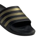 klapki-adidas-adilette-aqua-wzor-dominujacy-logo