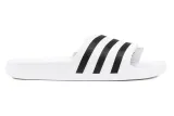 klapki-adidas-adilette-aqua-biale-fason-klapki
