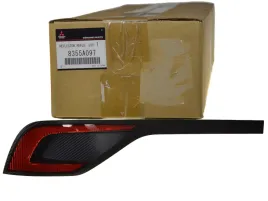 mitsubishi-asx-17-19-odblask-zderzaka-tyl-lewy-karbon