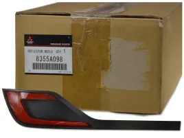 mitsubishi-asx-17-19-odblask-zderzaka-tyl-prawy-karbon
