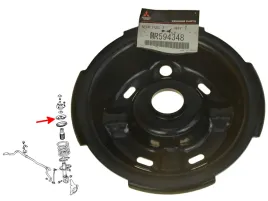 mitsubishi-grandis-04-09-mocowanie-talerz-sprezyny-amortyzatora-przod