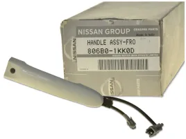 nissan-juke-10-klamka-drzwi-przednich-przod