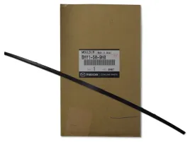 mazda3-bm-13-listwa-dachowa-prawa