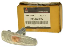 mitsubishi-asx-10-kierunkowskaz-migacz-blotnika-lewy-prawy