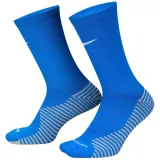 skarpety-nike-dri-fit-strike-wlasciwosci-oddychajace-odprowadzajace-wilgoc