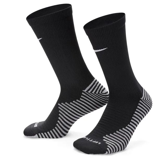 skarpety-nike-dri-fit-strike-wlasciwosci-oddychajace-odprowadzajace-wilgoc