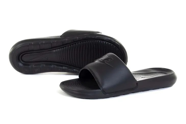 klapki-nike-victori-one-m-marka-nike