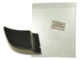 toyota-hilux-05-zaslepka-nakladka-na-zderzak-tyl