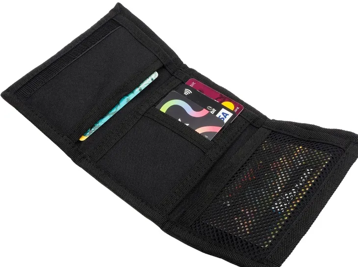portfel-adidas-essentials-linear-wallet-one-size-kolor-okuc-nie-dotyczy