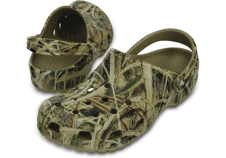 klapki-crocs-classic-realtree-v2-w-cechy-dodatkowe-oddychajace-odprowadzajace-wilgoc-wodoodporne