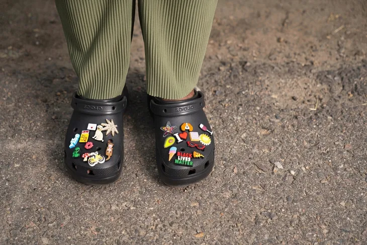 klapki-crocs-classic-czarny-model-classic