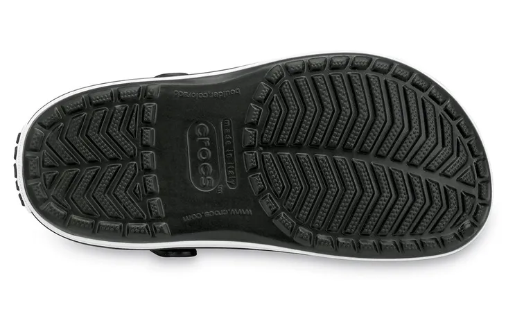 klapki-crocs-crocband-wzor-dominujacy-bez-wzoru