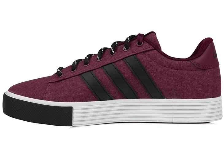 buty-adidas-daily-4-0-cechy-dodatkowe-oddychajace