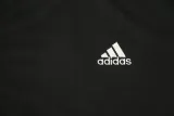 bluza-meska-adidas-essentials-sweatshirt-zapiecie-brak
