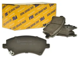 toyota-corolla-e12-01-1-6i-klocki-hamulcowe-przod