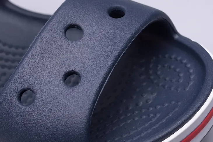 sandalki-dzieciece-crocs-corcband-jr-kolor-niebieski