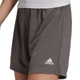 spodenki-adidas-entrada-22-material-dominujacy-poliester