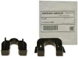 nissan-qashqai-06-14-mocowanie-polki-bagaznika