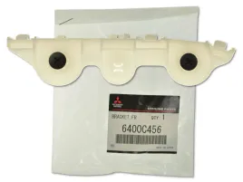 mitsubishi-outlander-ii-cw-06-mocowanie-zderzaka