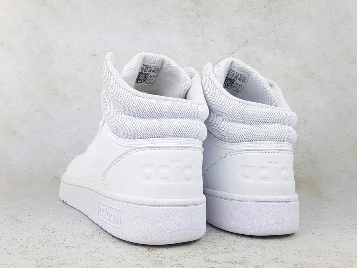 buty-adidas-hoops-3-0-mid-m-oryginalne-opakowanie-producenta-pudelko