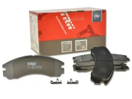 mitsubishi-outlander-i-03-06-klocki-przod-trw