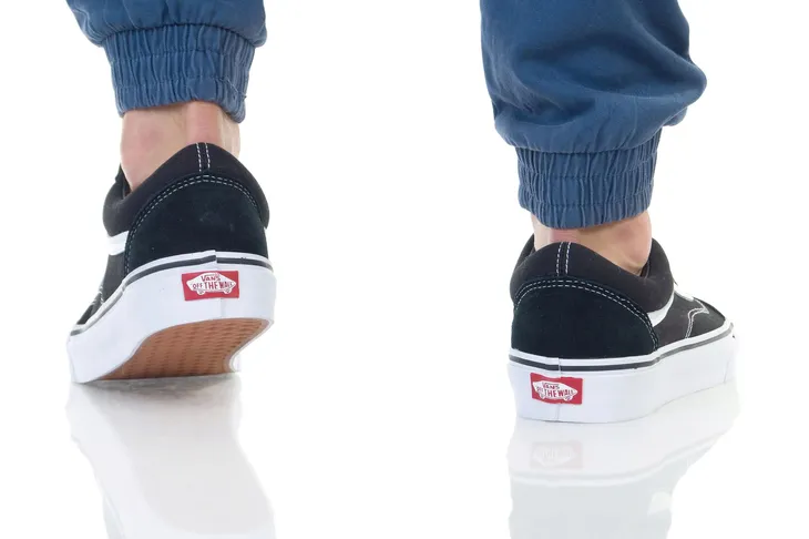 buty-vans-old-skool-material-zewnetrzny-skora-naturalna-zamszowa