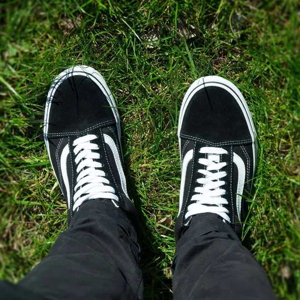 buty-vans-old-skool-kolor-podeszwy-brazowy
