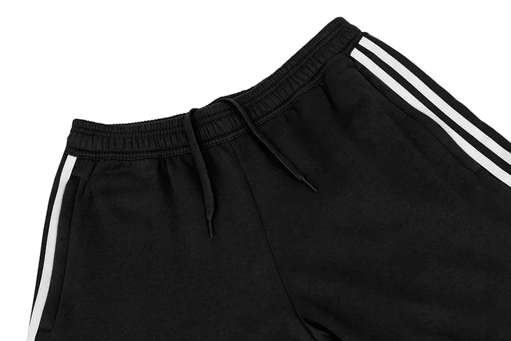 spodenki-adidas-tiro-23-sweat-wzor-dominujacy-logo