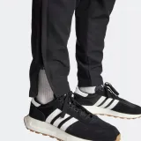 spodnie-adidas-entrada-22-presentation-material-dominujacy-poliester