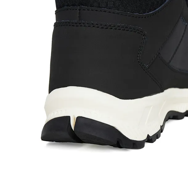 buty-campus-norden-black-model-norden