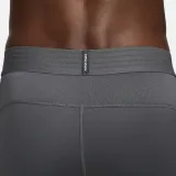 spodnie-termiczne-nike-pro-warm-cechy-dodatkowe-plaskie-szwy