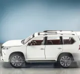 model-1-24-lexus-lx-570-bialy-stan-opakowania-oryginalne