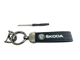 skoda-brelok-breloczek-zawieszka-na-klucze-skora-prezent