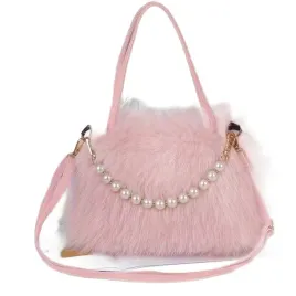 stylowa-pluszowa-torebka-na-ramie-jasno-rozowa-z-koralami