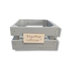skrzynka-drewniana-prezent-na-walentynki-grawer-na-kazda-okazje-22x22x12cm