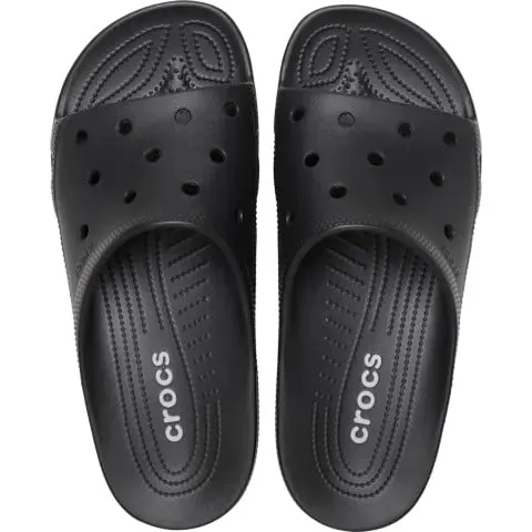 saturday-marka-crocs