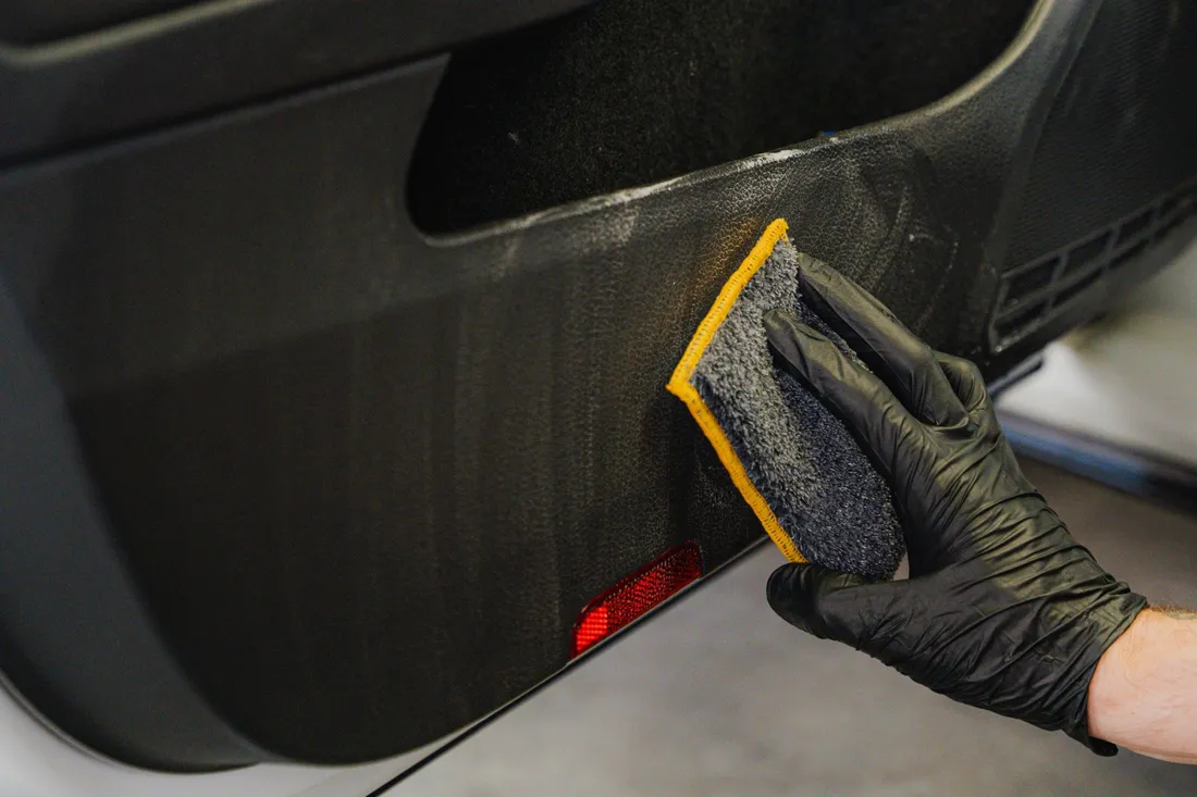 work-stuff-scrubber-pad-dwustronny-pad-do-plastiku-skory-marka-good-stuff