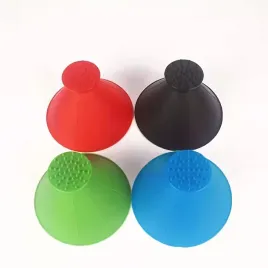 plastikowa-skrobaczka-do-szyb-samochodowych-okragla-lejek-mix-kolorow