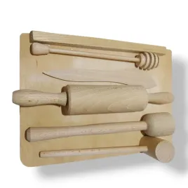 mini-stolnica-drewnniana-dla-dzieci-z-przyborami-kuchennymi-zestaw-23x16cm