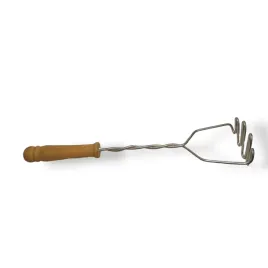 tluczek-do-ziemniakow-drewniany-regionalna-33cm