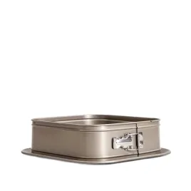 forma-febe-kwadratowa-z-wyjmowanym-dnem-zlota-24x24x8-cm-homla