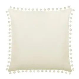 kremowa-ozdobna-poszewka-z-pomponami-45x45-fluffy