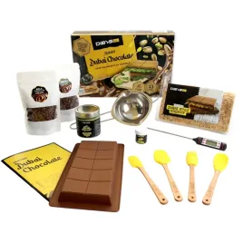 zestaw-do-robienia-czekolady-dubajskiej-dla-dzieci-dibys-akcesoria-foremki