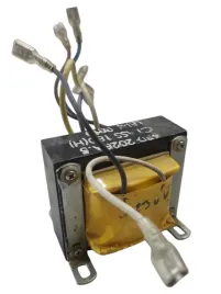 transformator-430-2028a-5-230v-na-15v-z-odczepem-w-polowie-i-18v