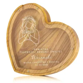 drewniana-skarbonka-serce-z-nadrukiem-na-komunie-prezent-dla-dziewczynki