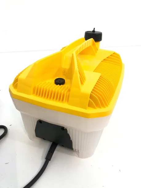 wagner-steamforce-plus-parownica-do-tapet-4l-70min-2000w-usuwanie-tapet-informacje-dodatkowe-wskaznik-gotowosci-pary